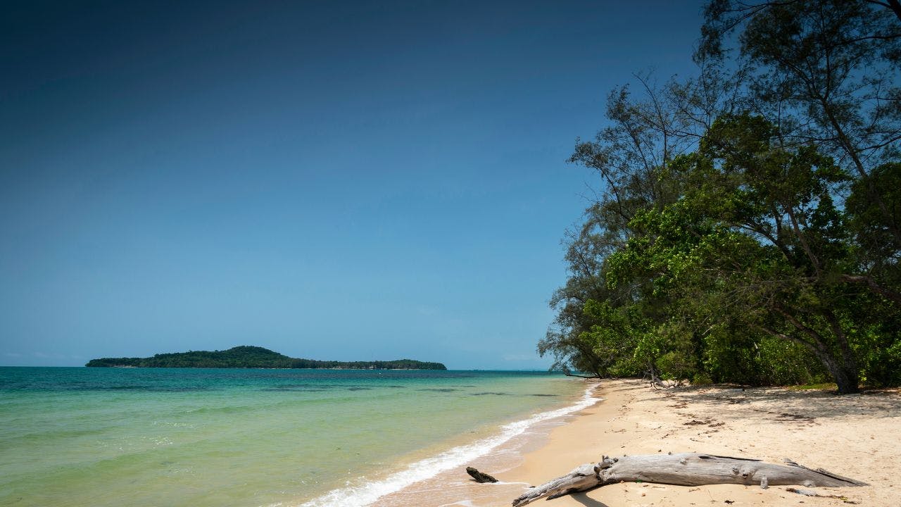 Koh Ta Kiev’s Long Beach